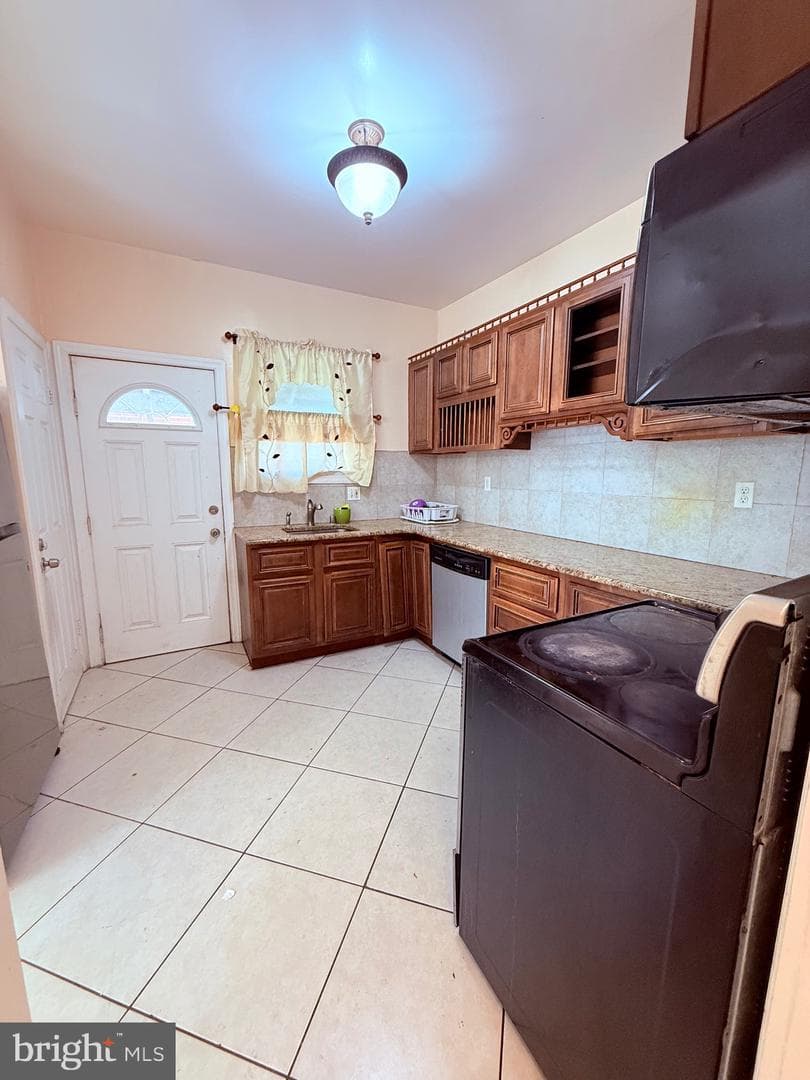 4103 Shepherd Street photo 6