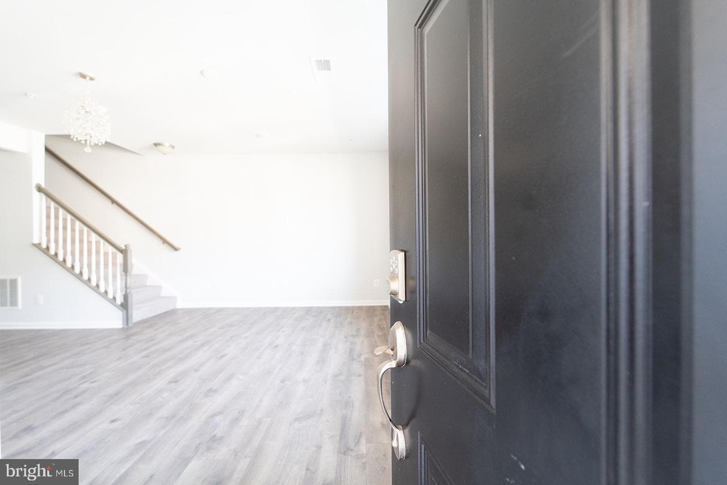 9721 Glassy Creek Way photo 2