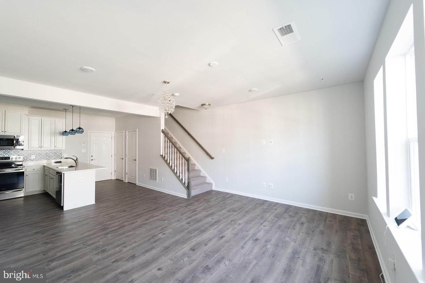 9721 Glassy Creek Way photo 24