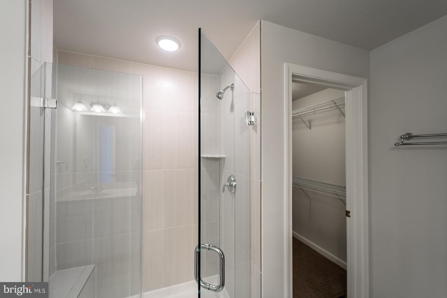 9721 Glassy Creek Way photo 35