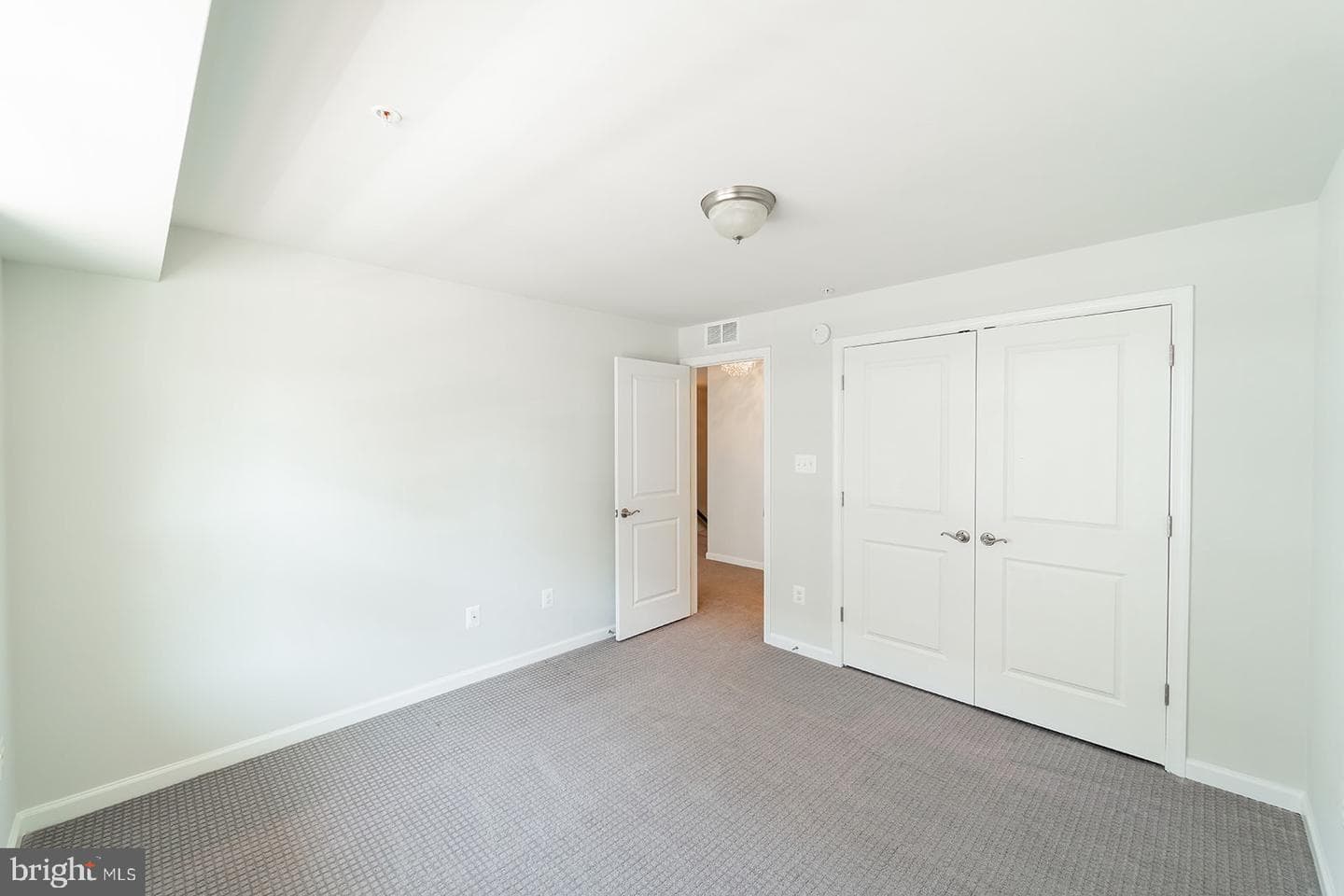 9721 Glassy Creek Way photo 43