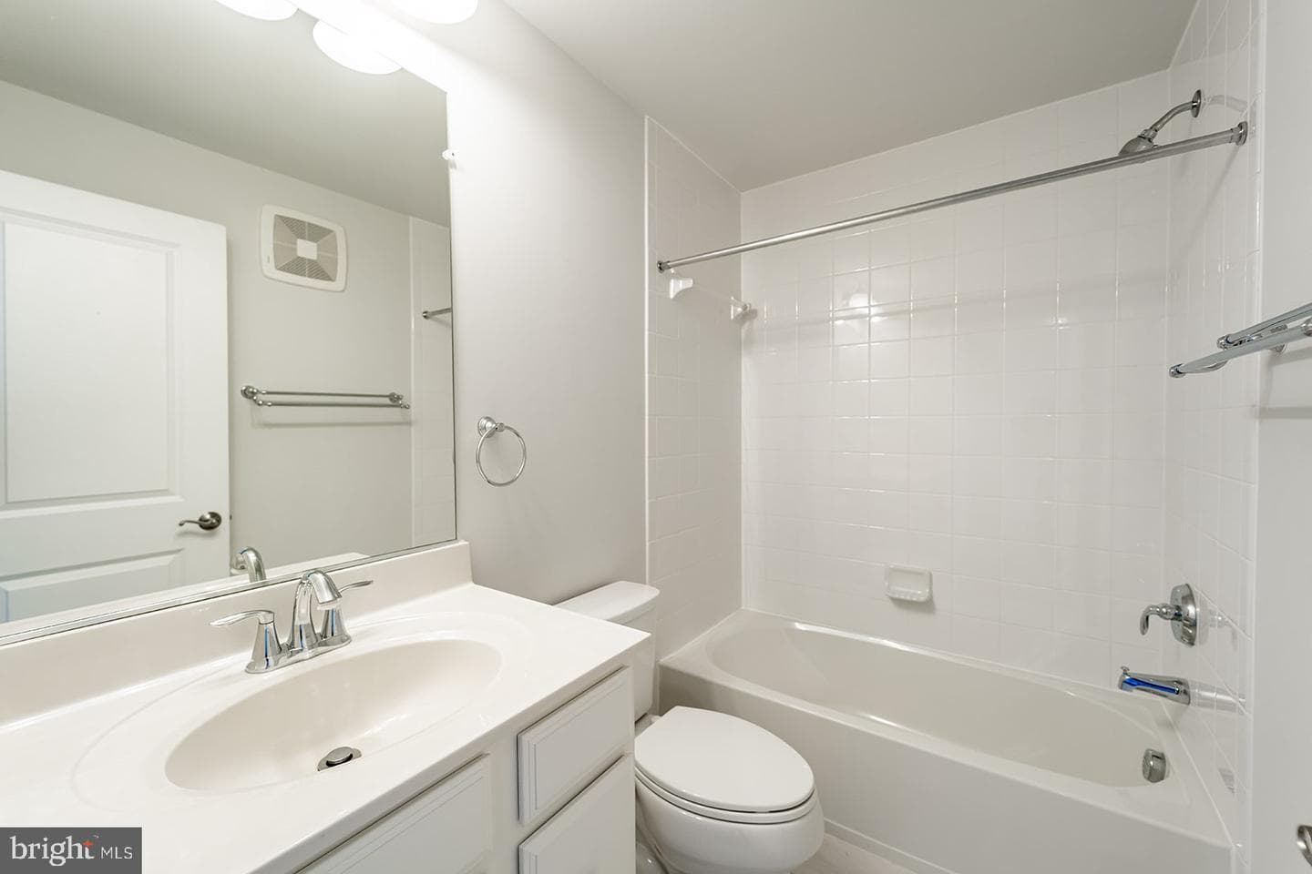 9721 Glassy Creek Way photo 44