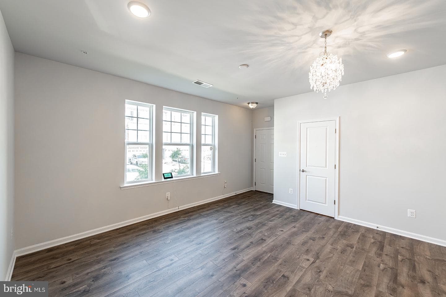 9721 Glassy Creek Way photo 48
