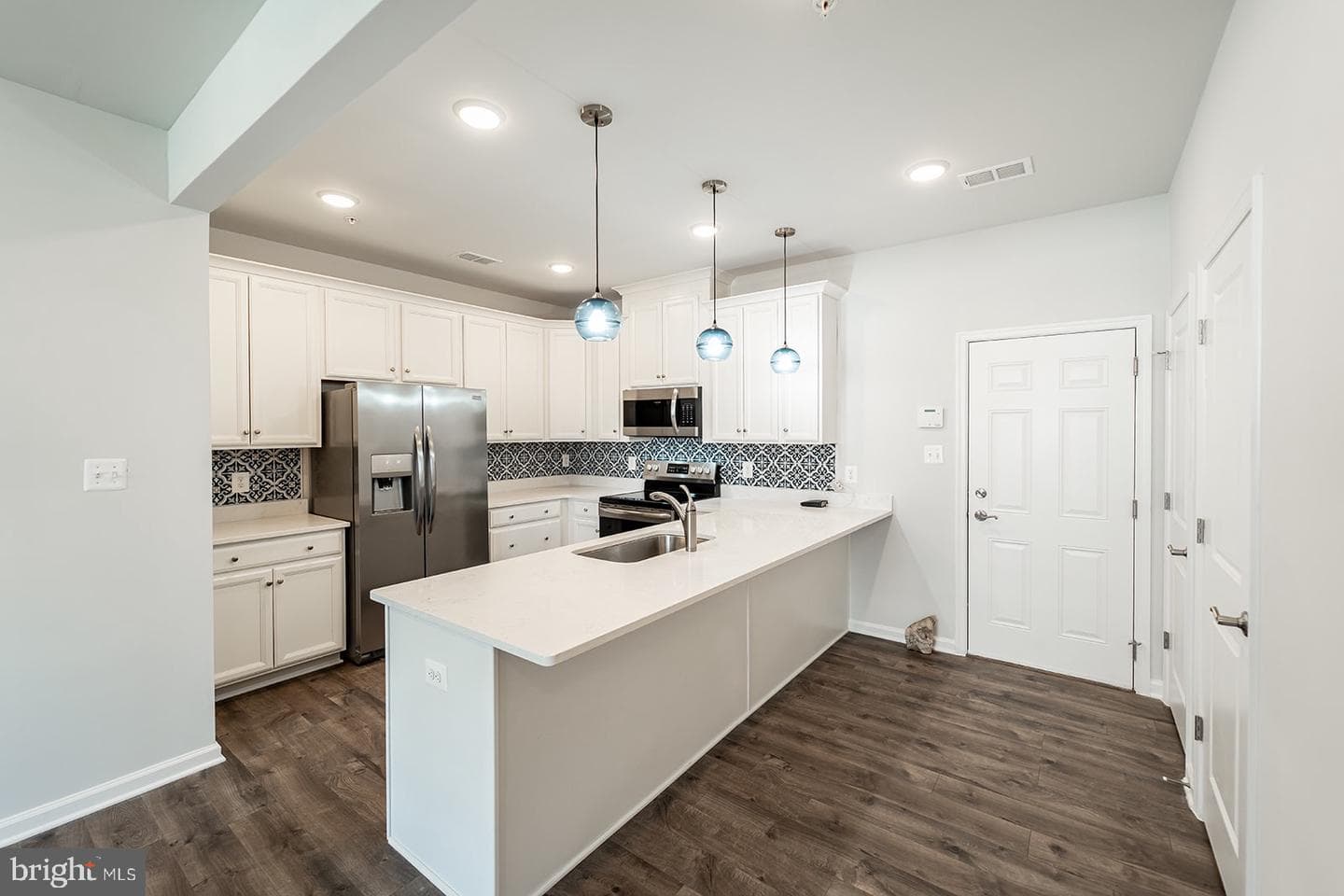 9721 Glassy Creek Way photo 8