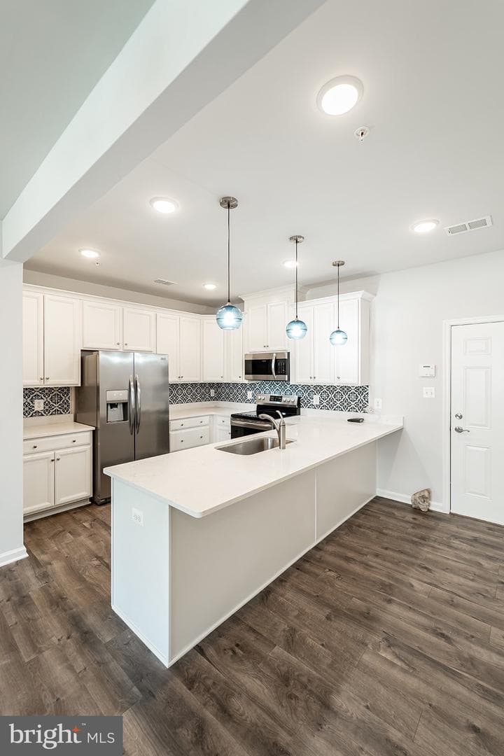 9721 Glassy Creek Way photo 9