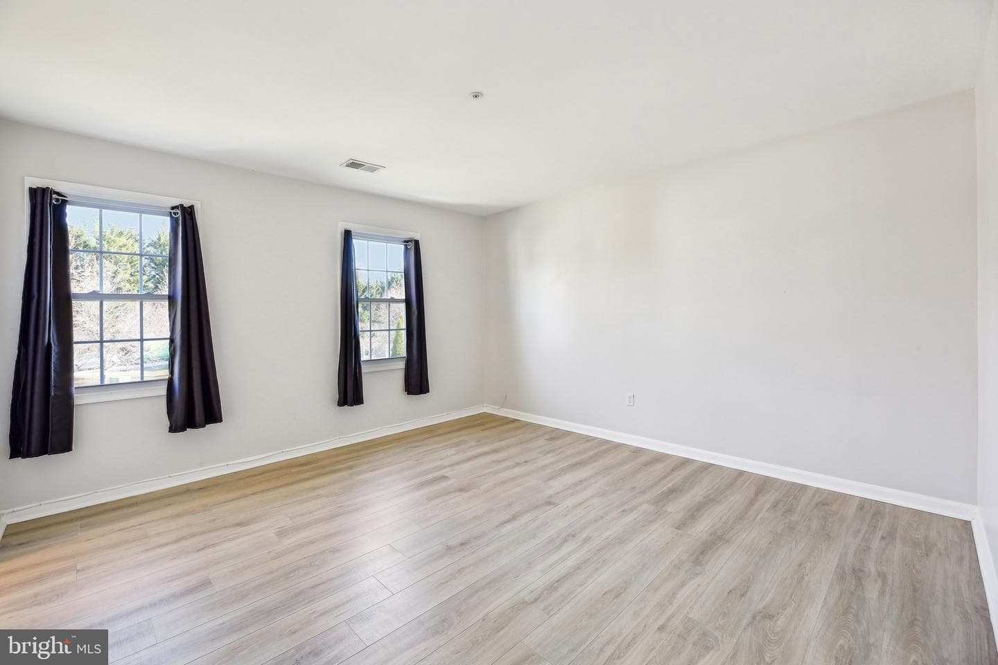 9007 Harness Way photo 35