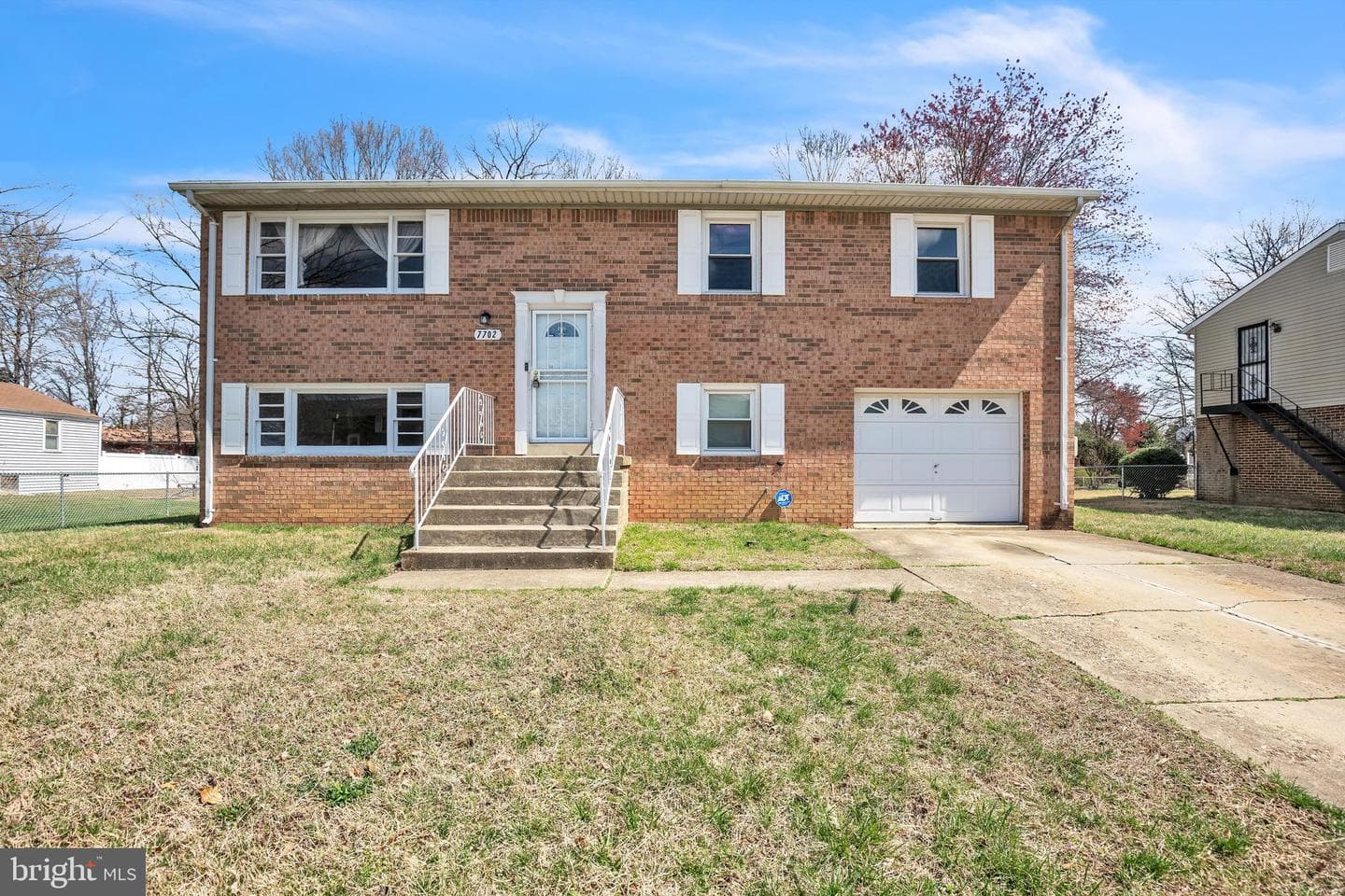 7702 Kirby Manor Court photo 1