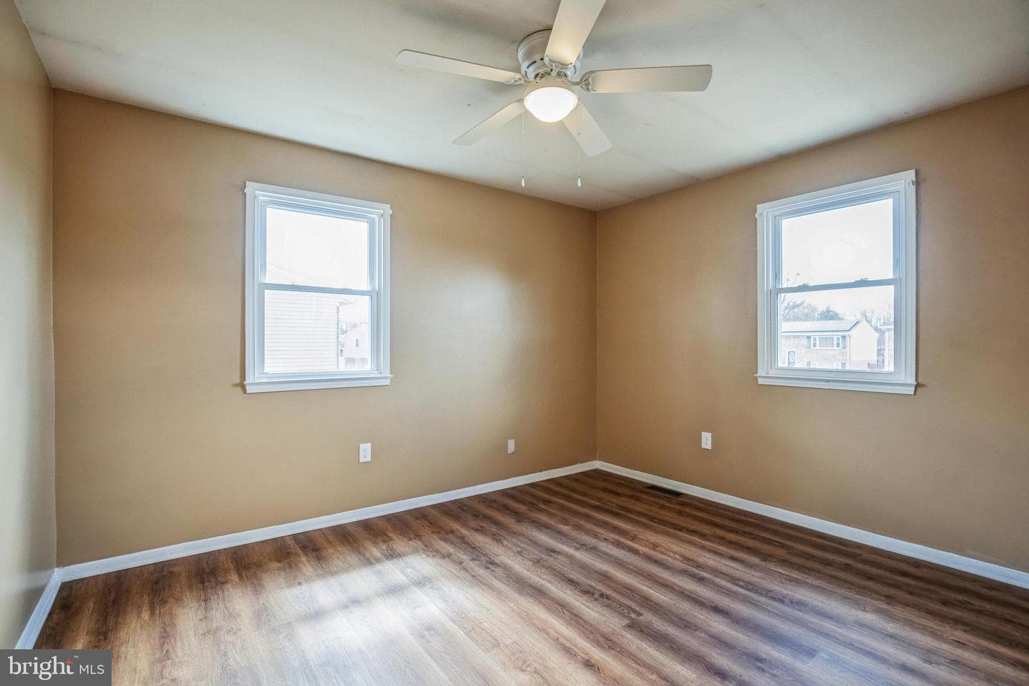7702 Kirby Manor Court photo 13