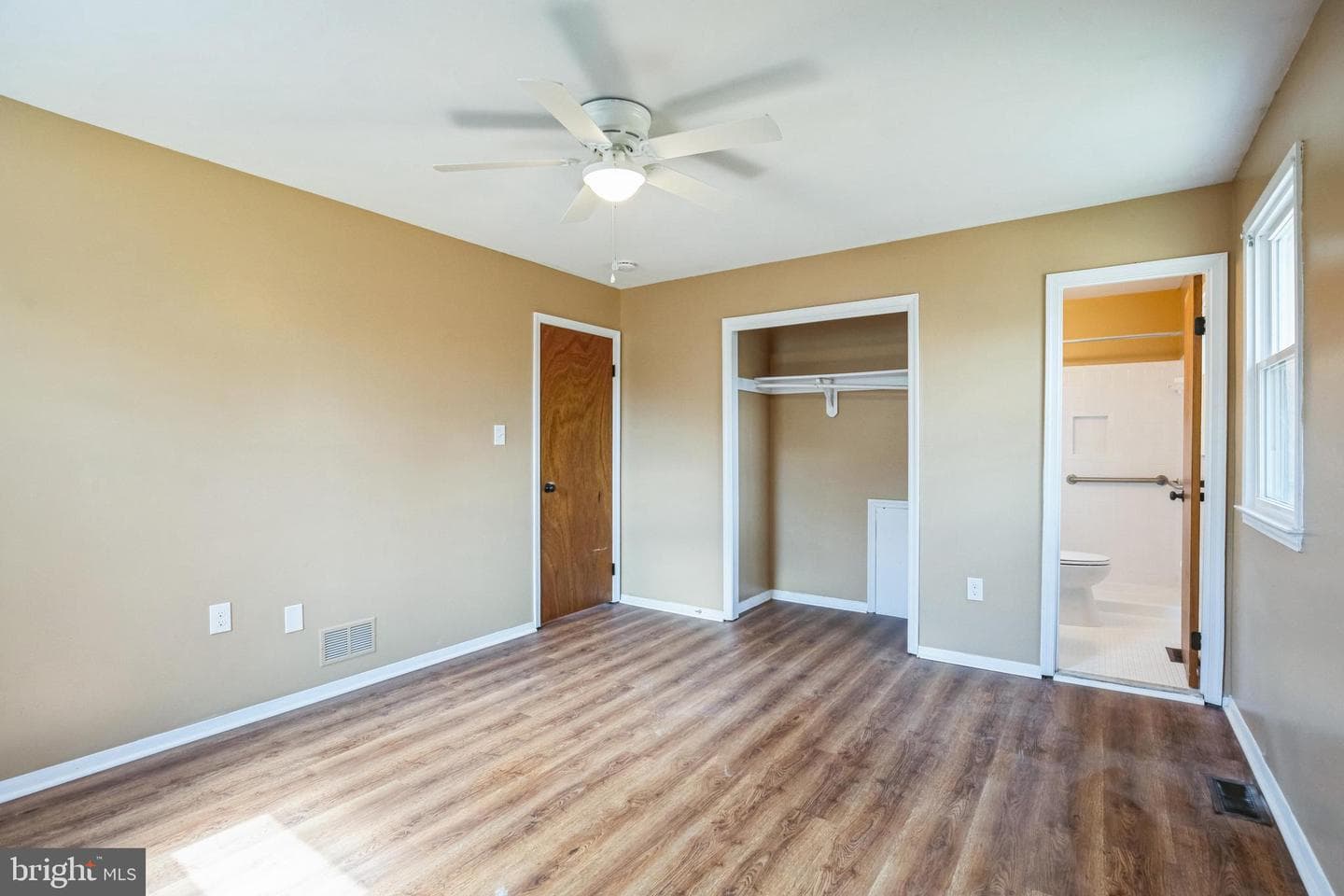 7702 Kirby Manor Court photo 16