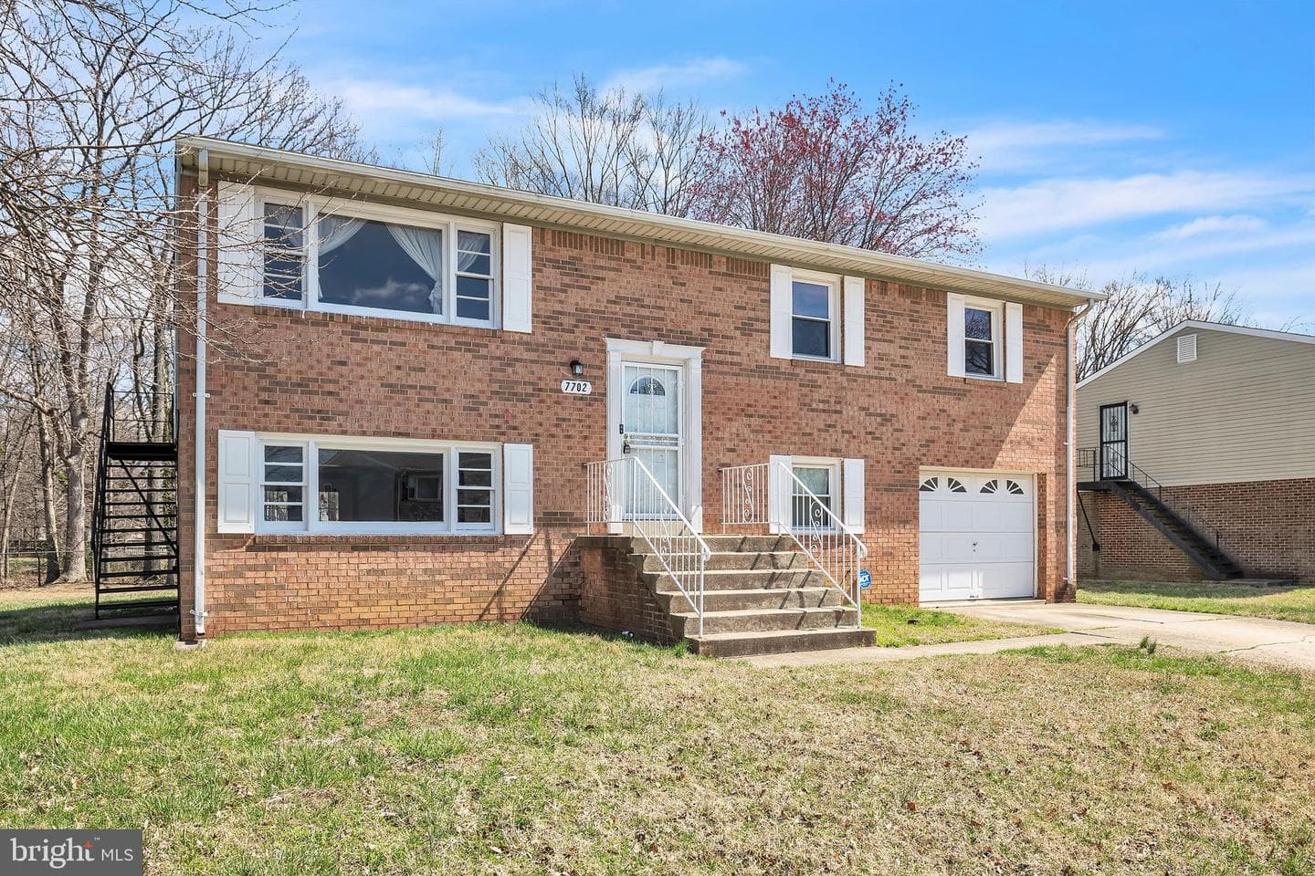 7702 Kirby Manor Court photo 2
