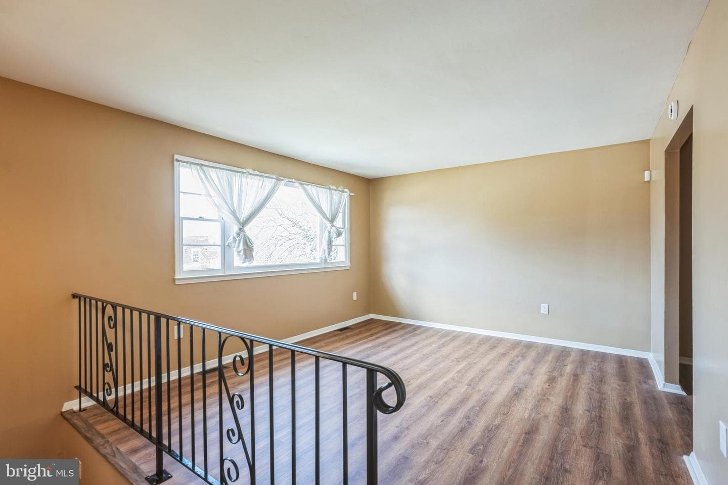 7702 Kirby Manor Court photo 3