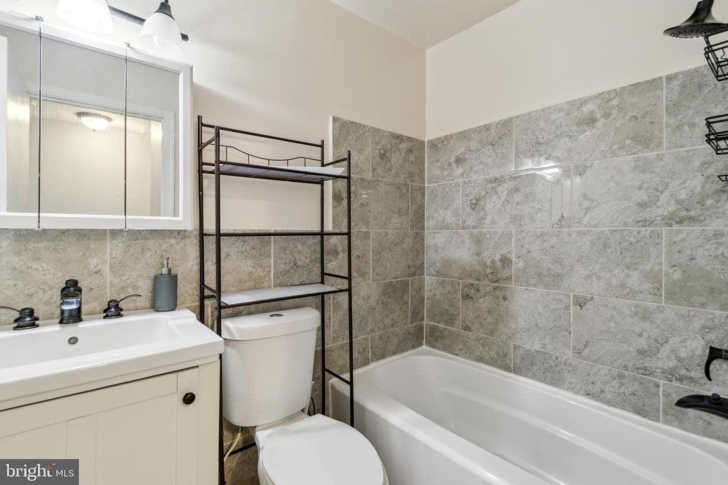610 Millwoof Drive photo 22