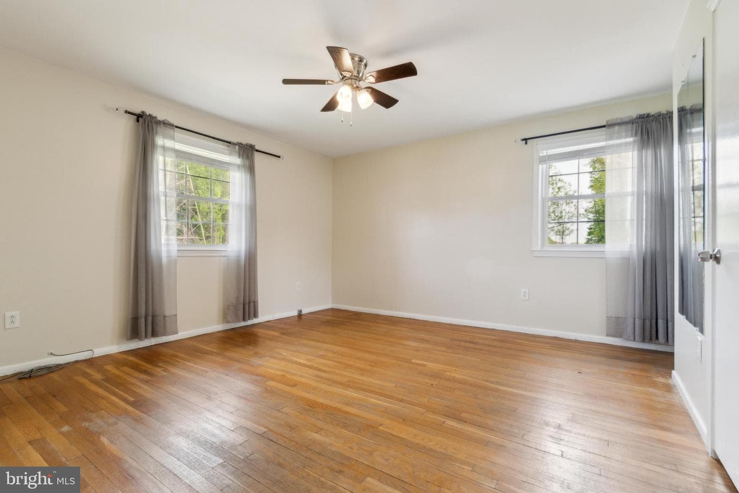 610 Millwoof Drive photo 24