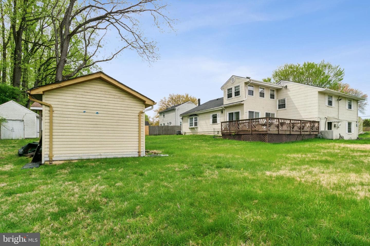 610 Millwoof Drive photo 37