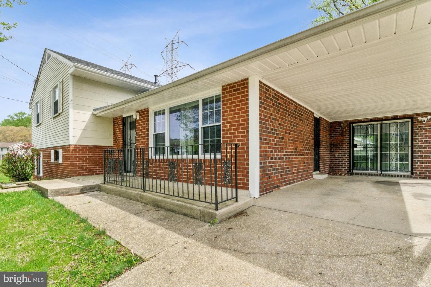 610 Millwoof Drive photo 4