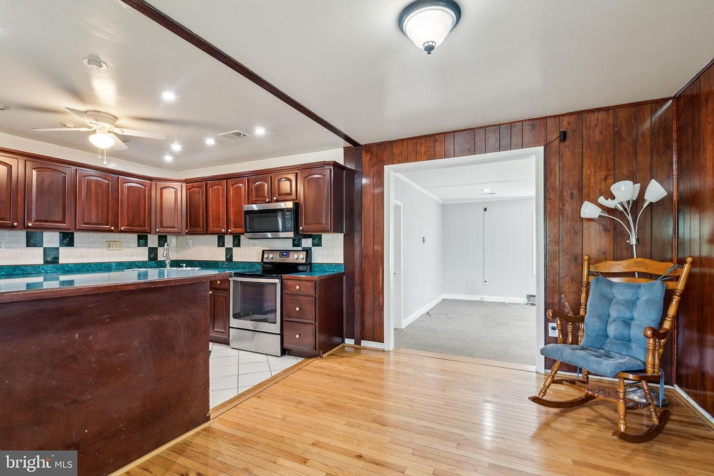 610 Millwoof Drive photo 9