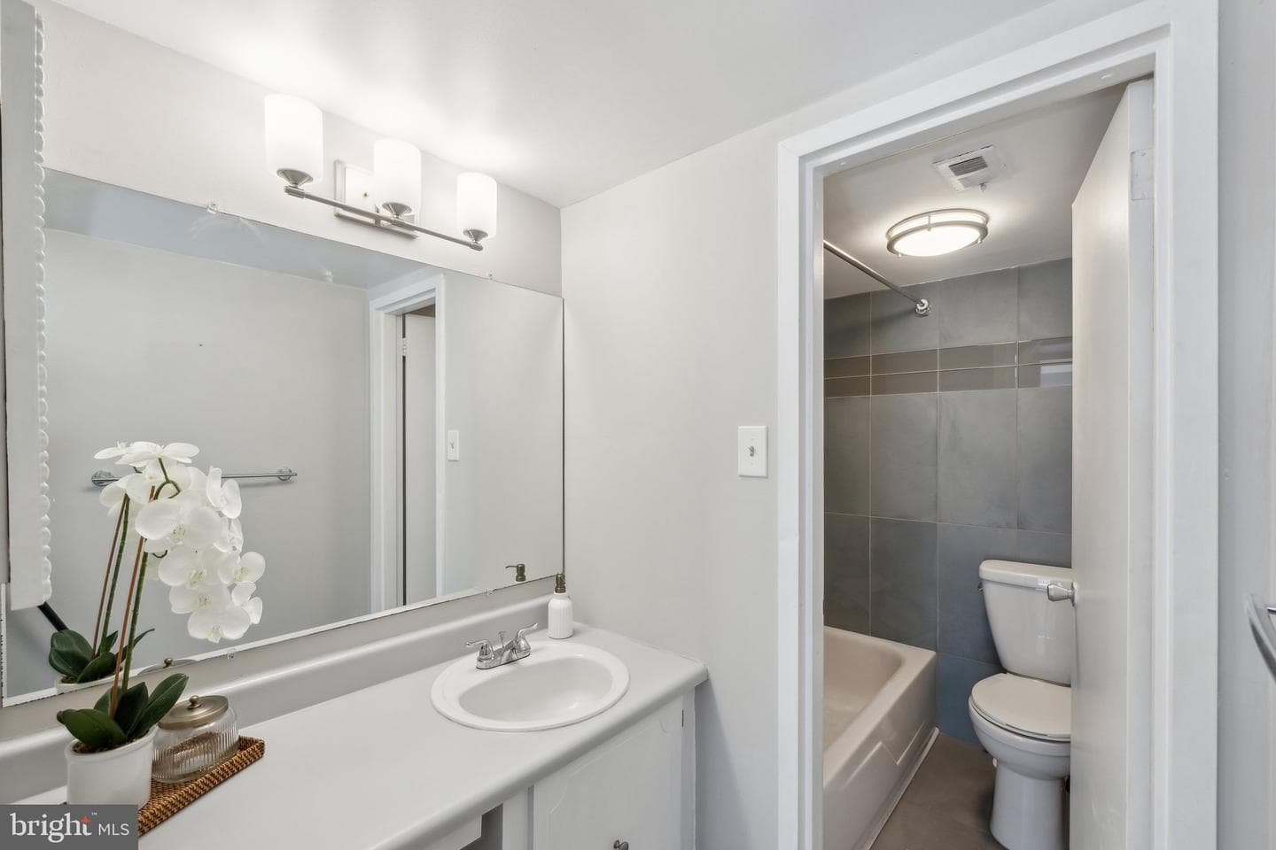 1836 Metzerott Road #1827 photo 26