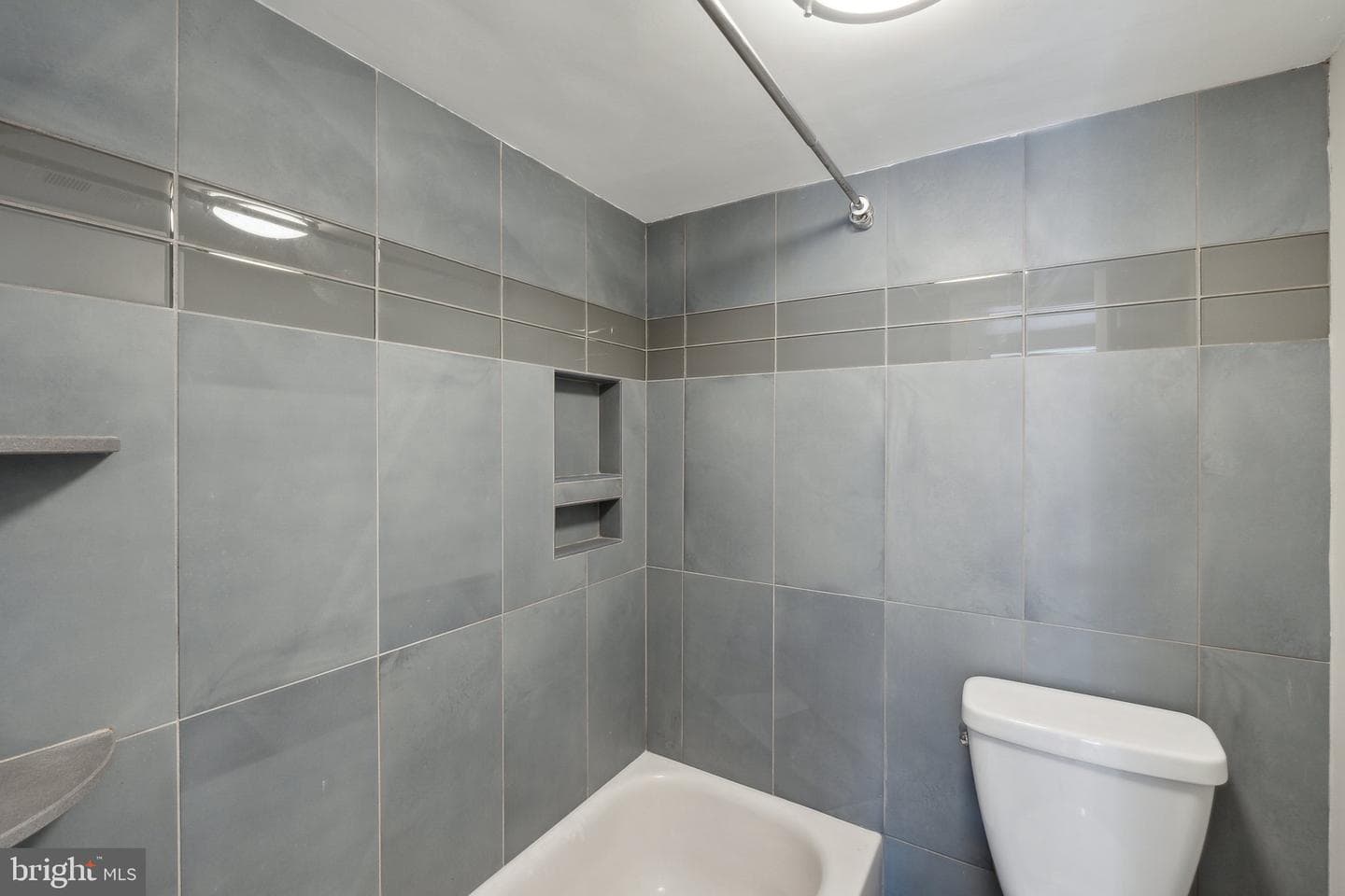 1836 Metzerott Road #1827 photo 27