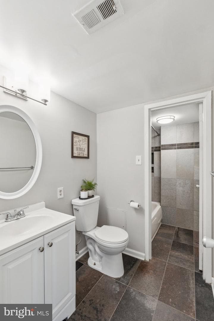 1836 Metzerott Road #1827 photo 30