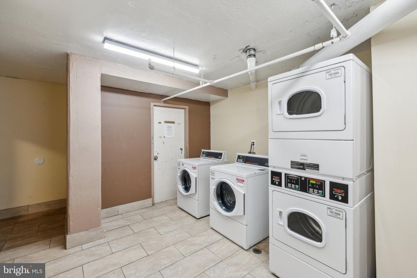 1836 Metzerott Road #1827 photo 33