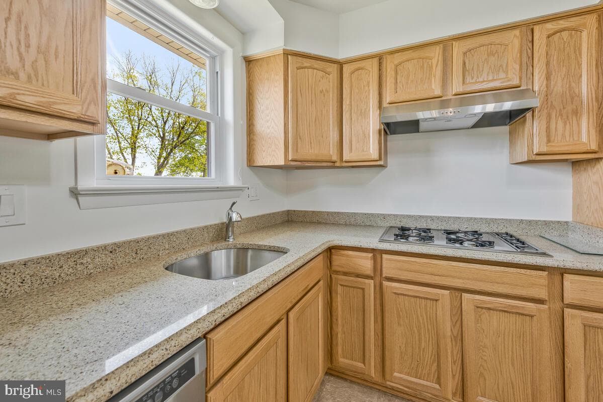 8008 Daniel Drive photo 14