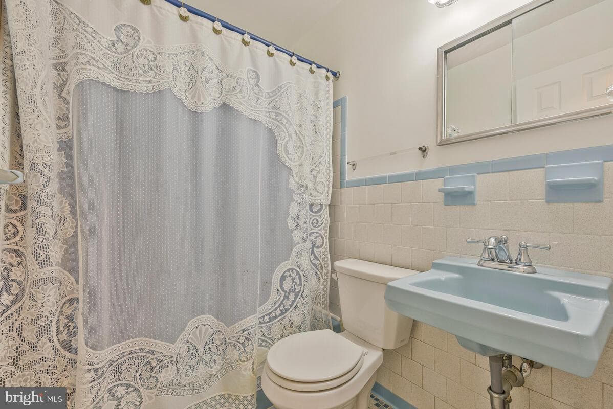 8008 Daniel Drive photo 23
