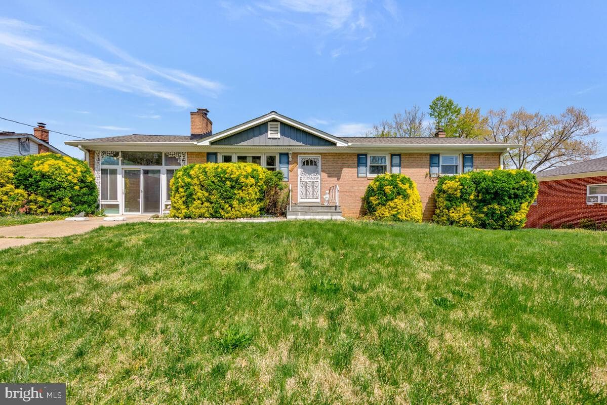 8008 Daniel Drive photo 4