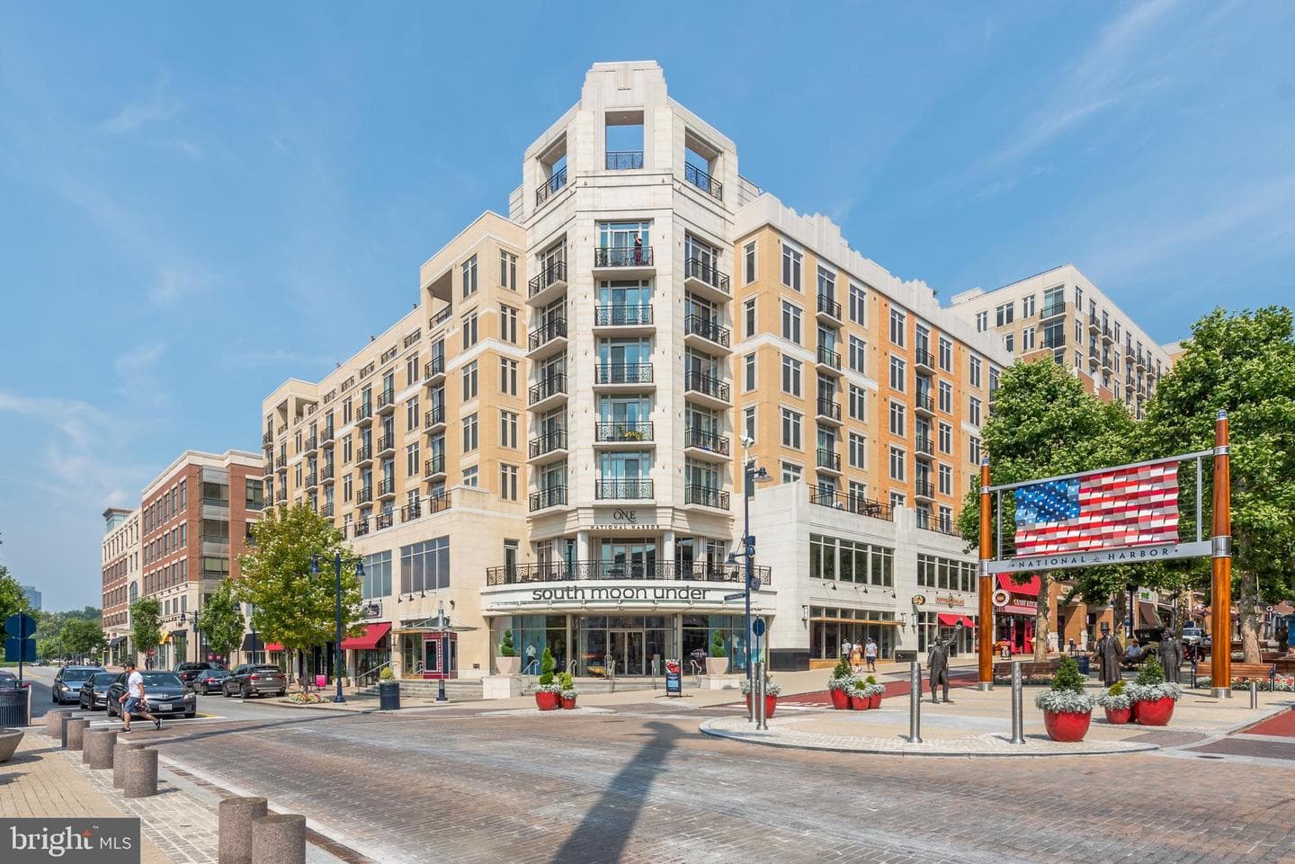 155 Potomac #710 photo 1