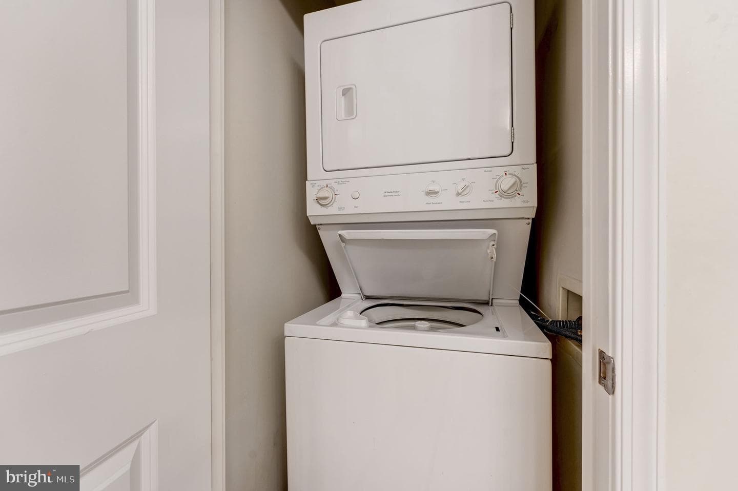 155 Potomac #710 photo 16
