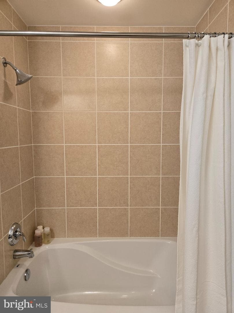 155 Potomac #710 photo 20