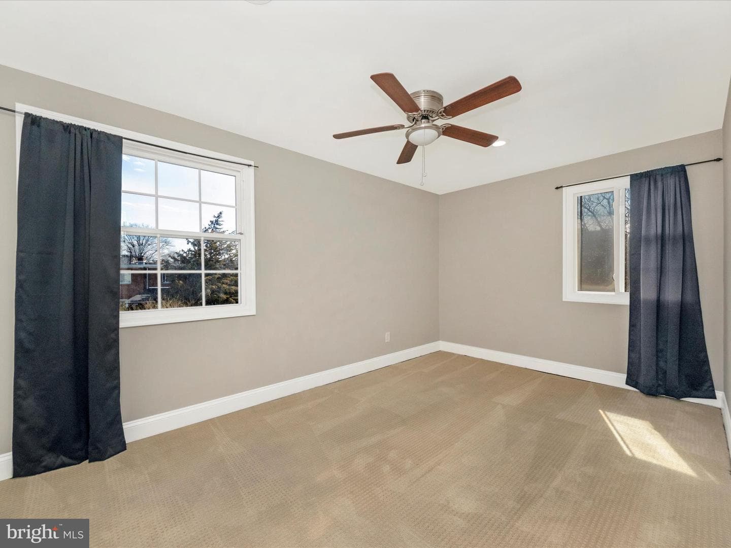 3904 Essex Court photo 22