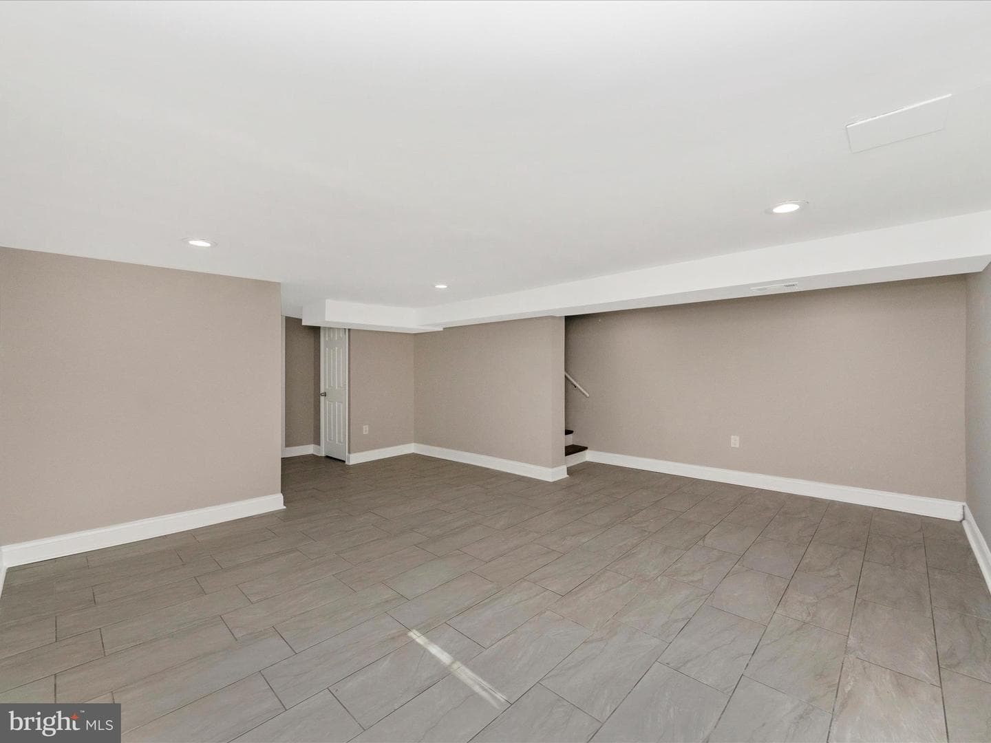 3904 Essex Court photo 37