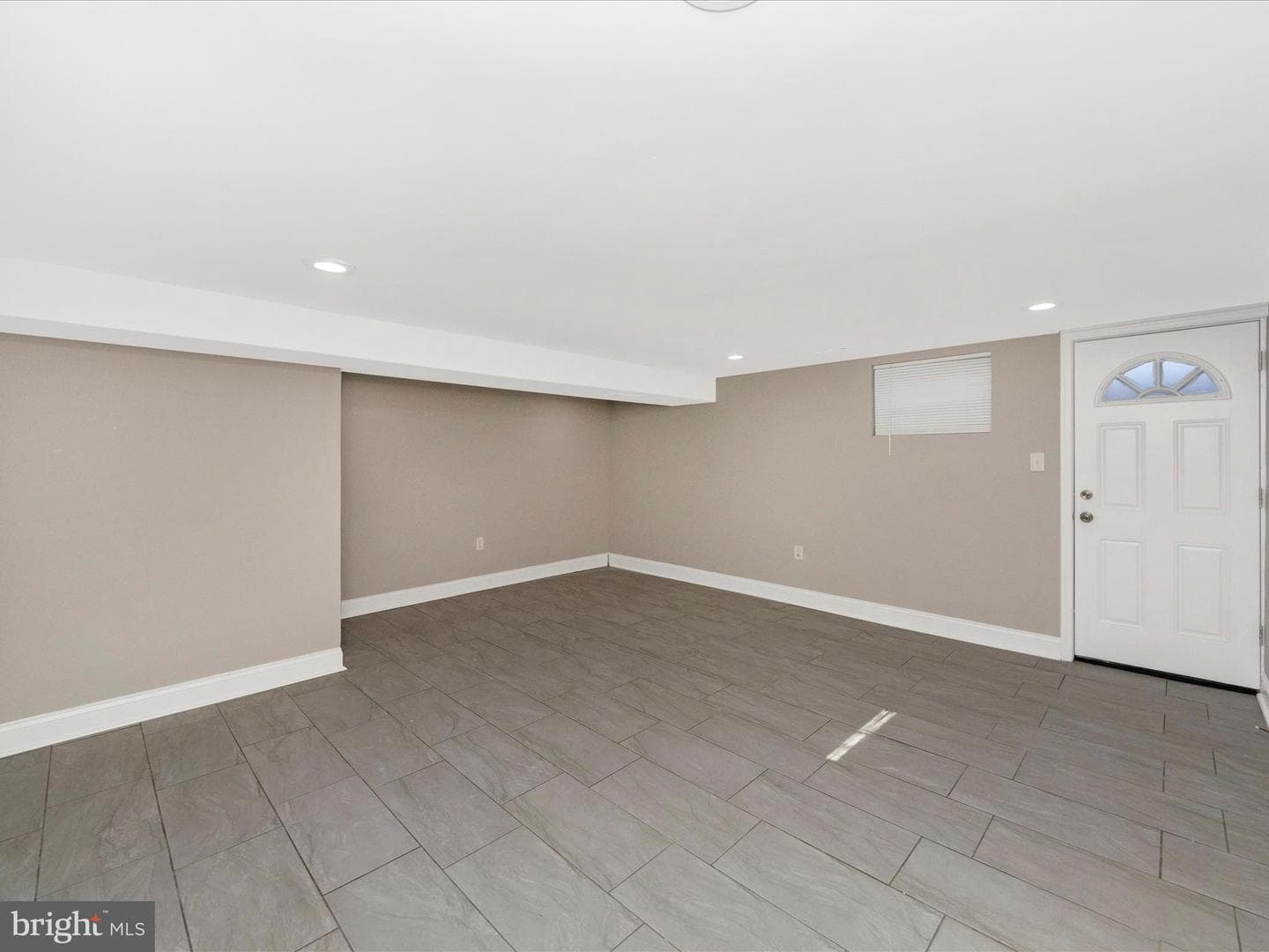 3904 Essex Court photo 38