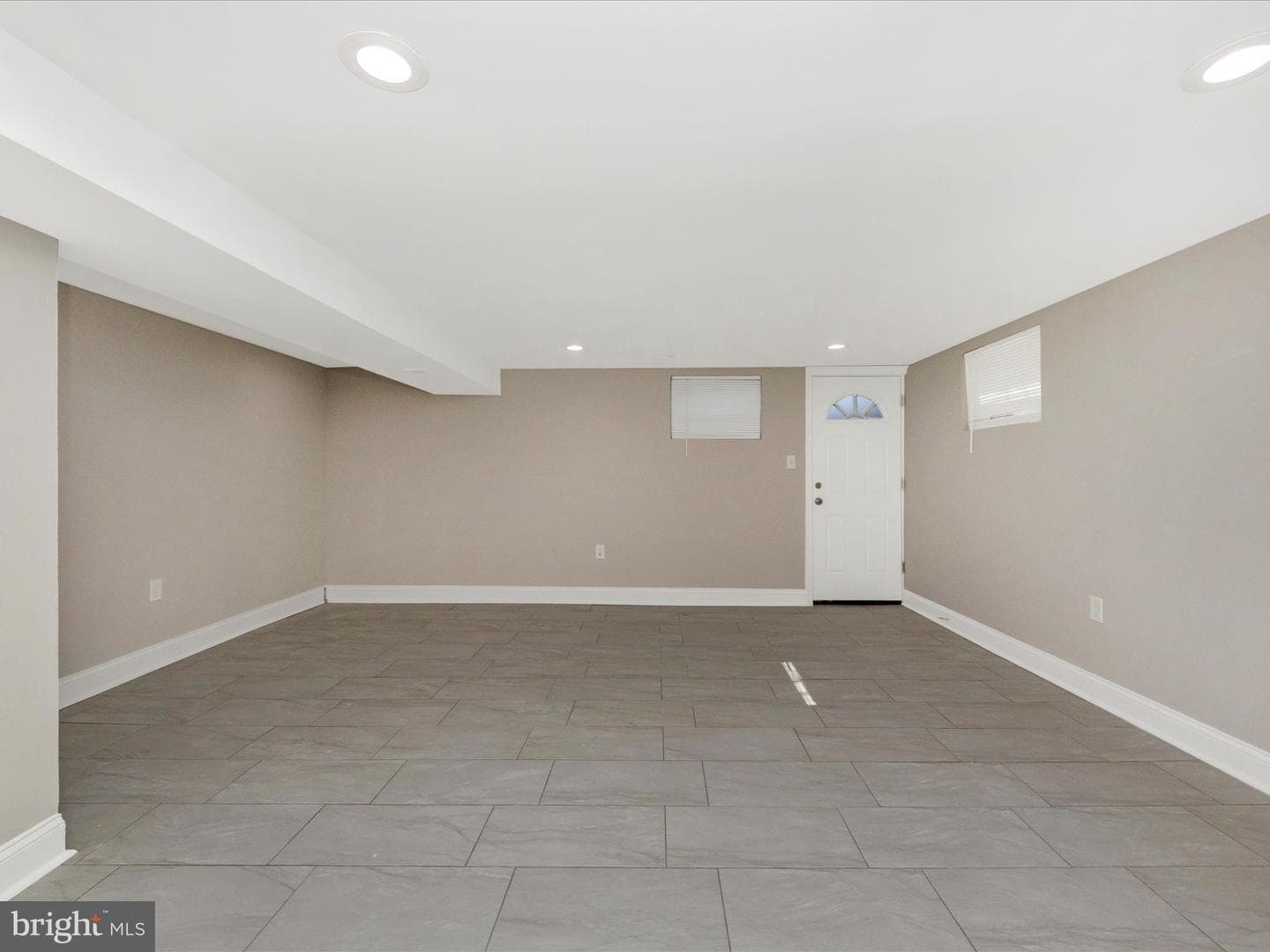 3904 Essex Court photo 39