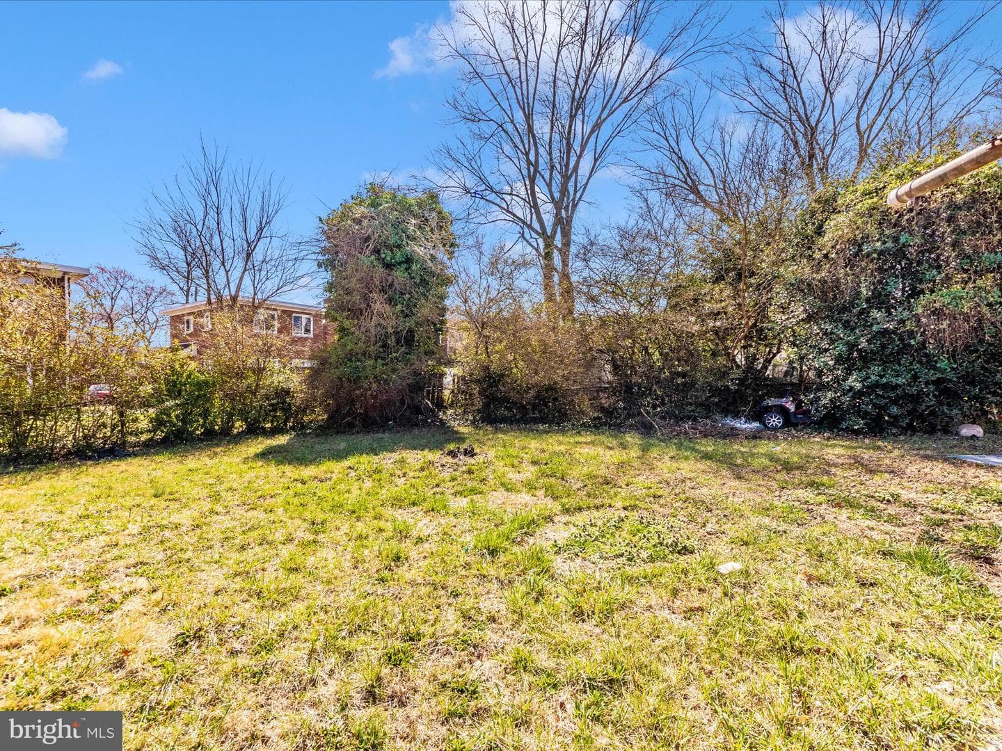 3904 Essex Court photo 46