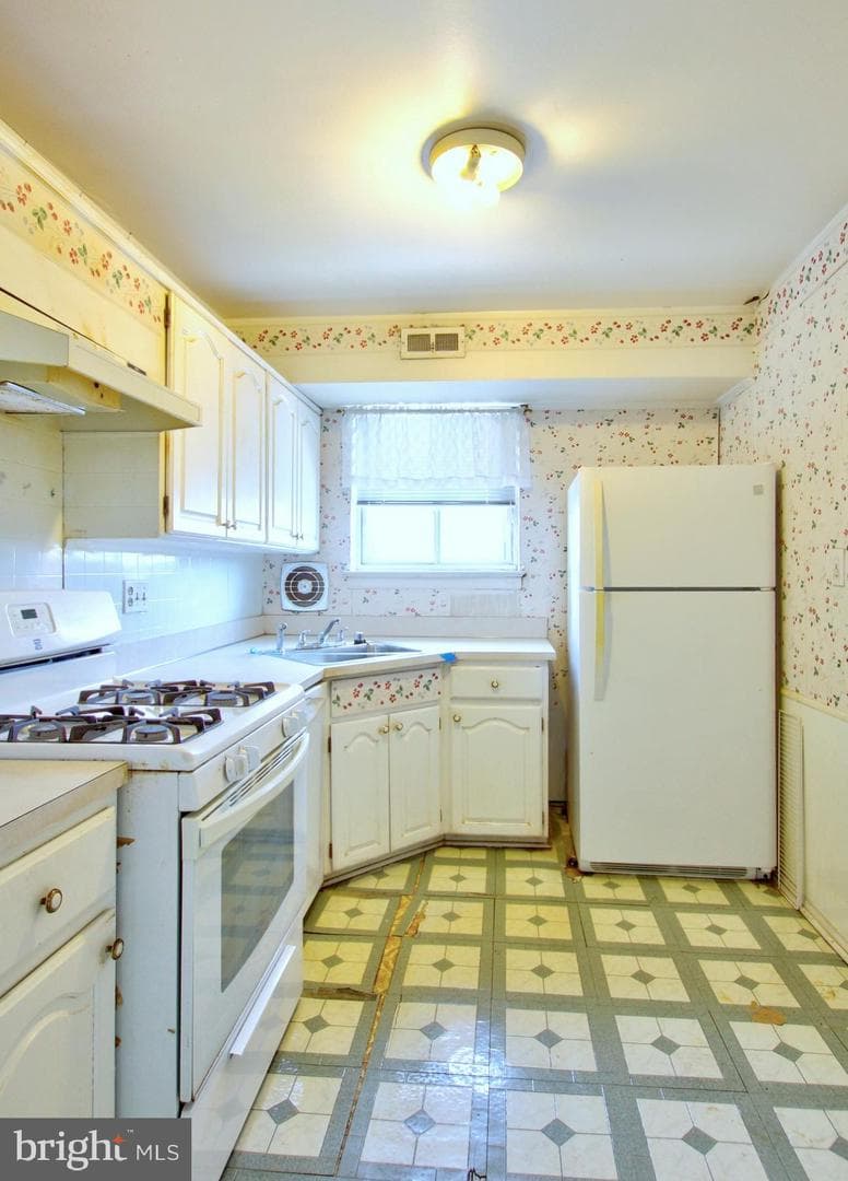 11364 Cherry Hill Road #1s204 photo 10