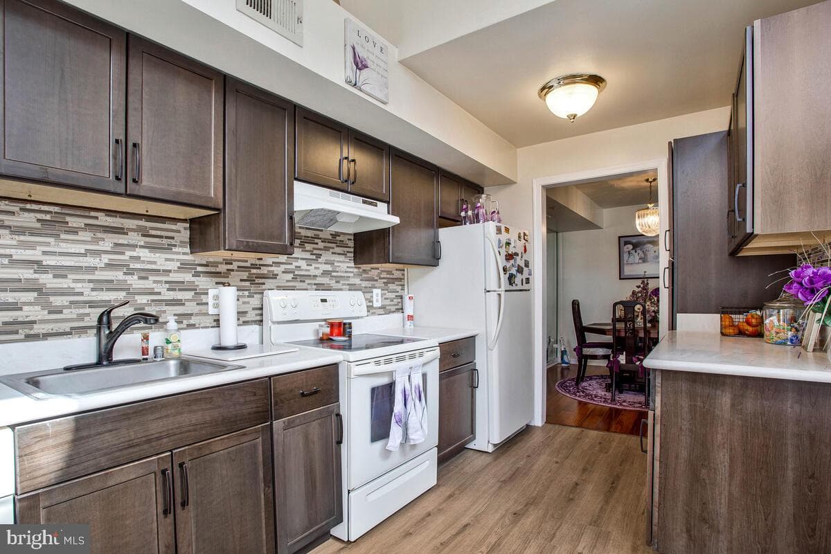 4846 King John Way #273 photo 8
