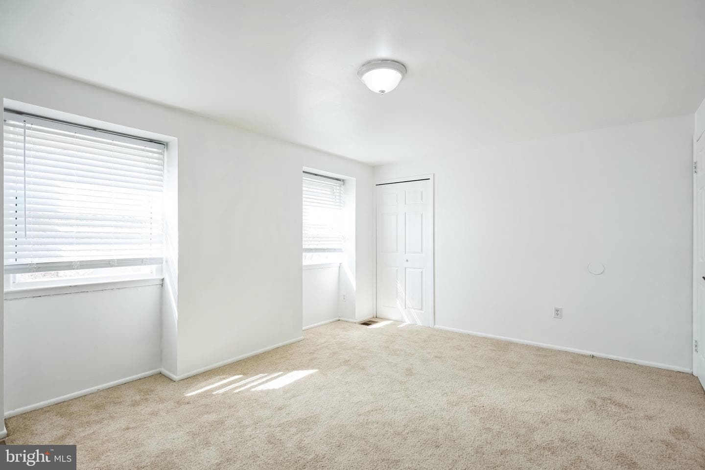 8811 Fairhaven Avenue photo 15