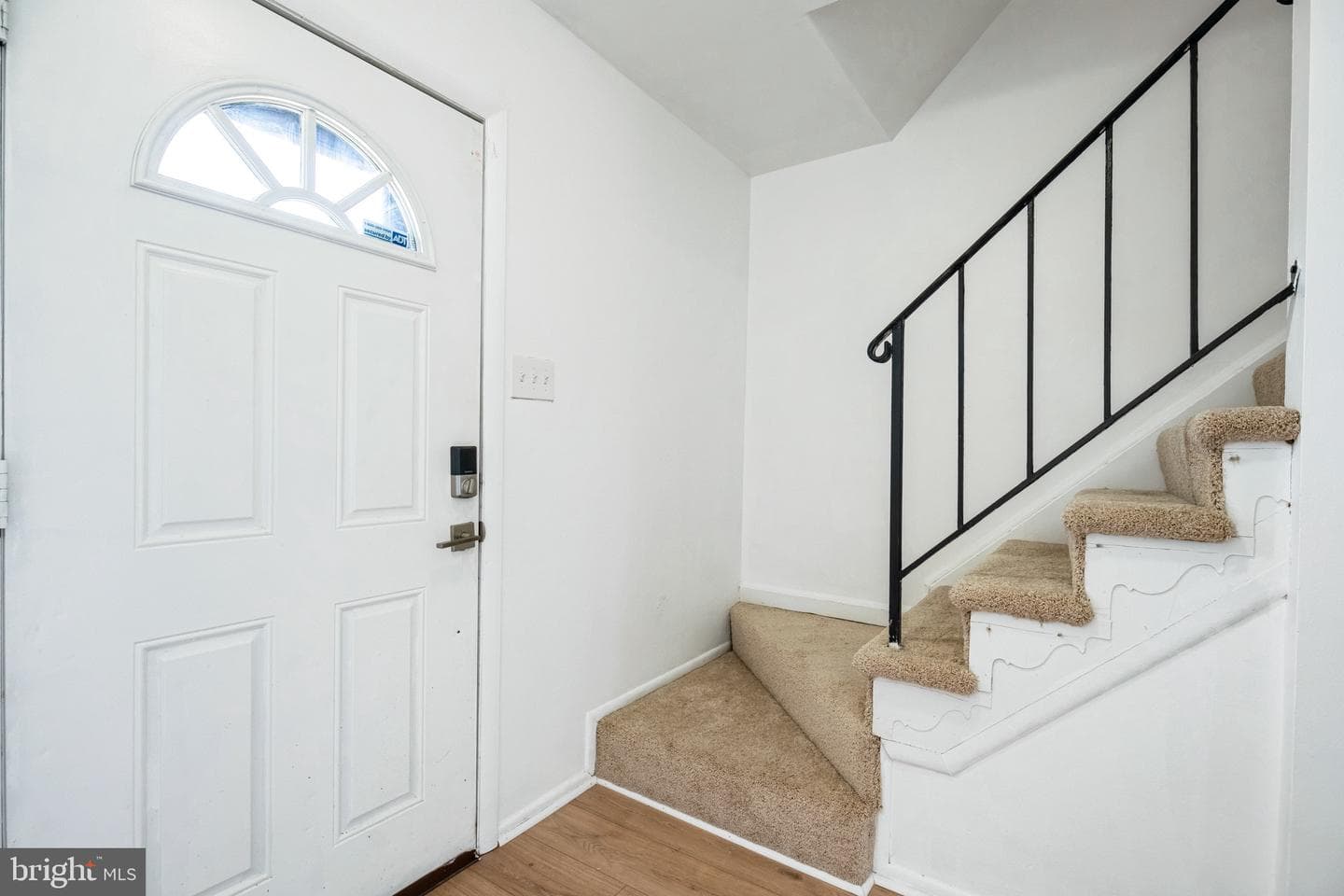 8811 Fairhaven Avenue photo 2