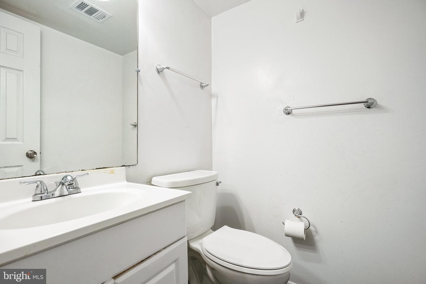 8811 Fairhaven Avenue photo 9