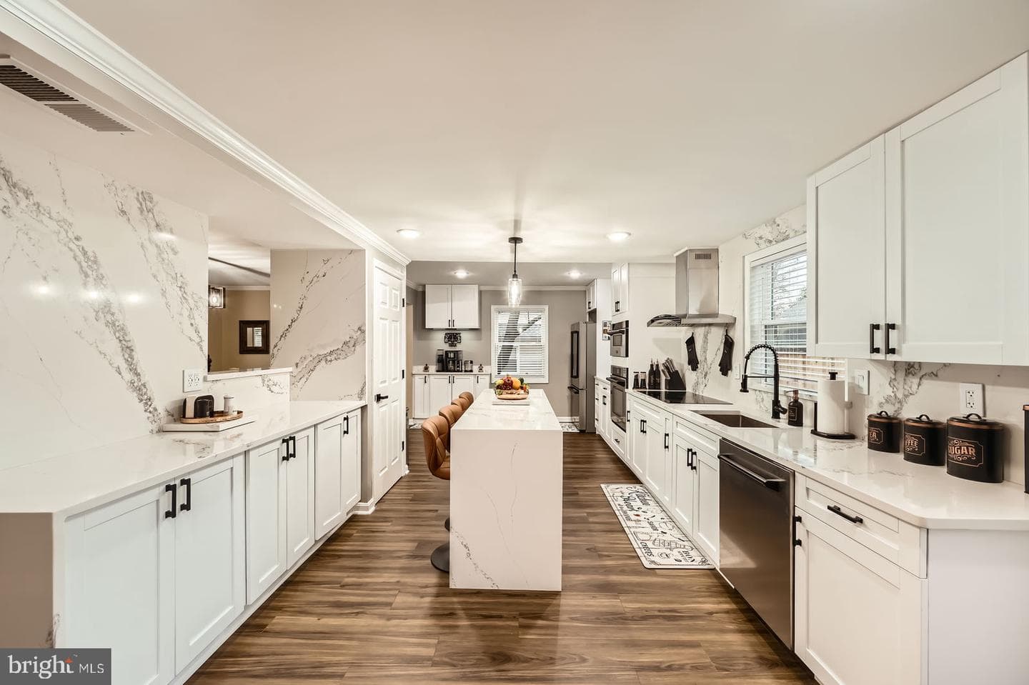 15117 Narrows Lane photo 10