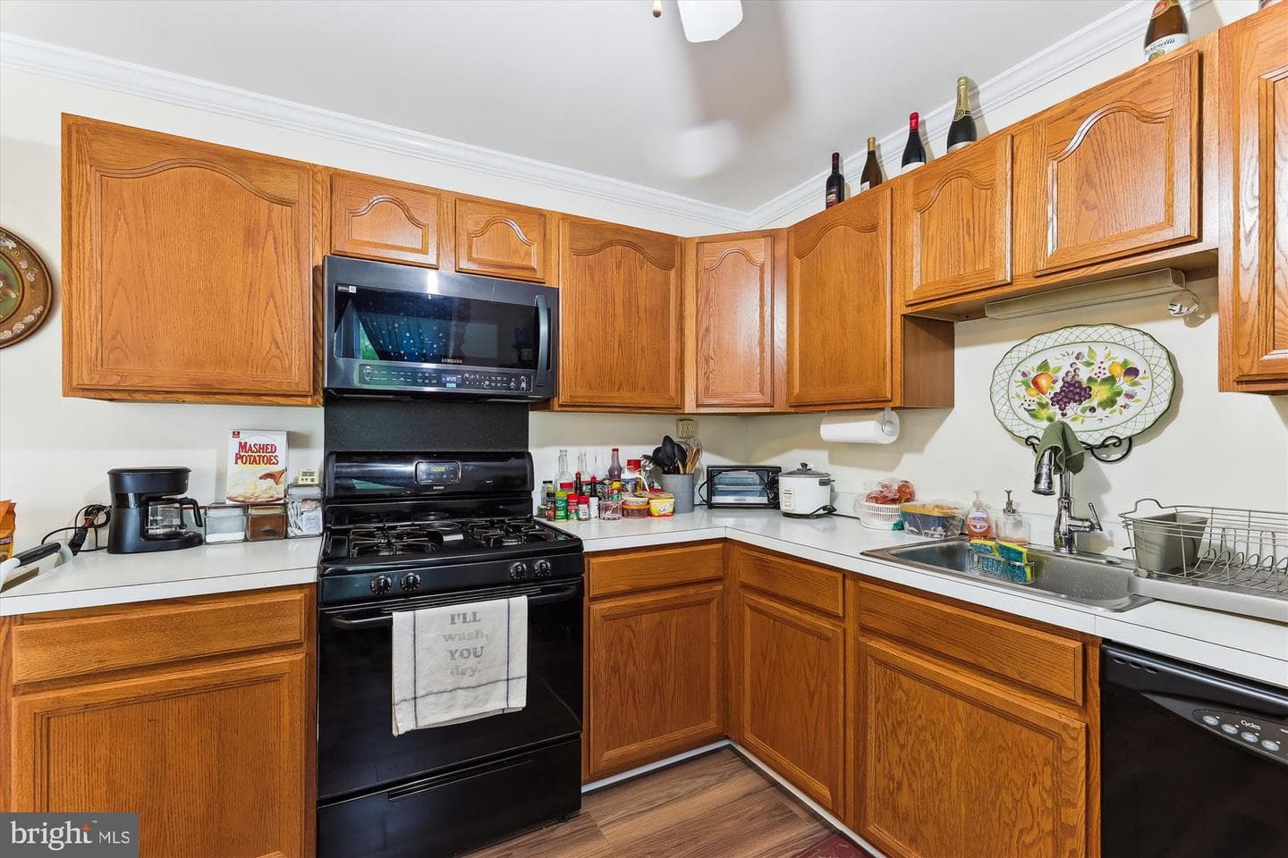 10406 Basel Drive photo 7