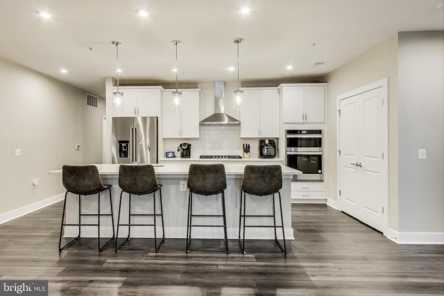 100 Saint Ives Place #208, Oxon Hill