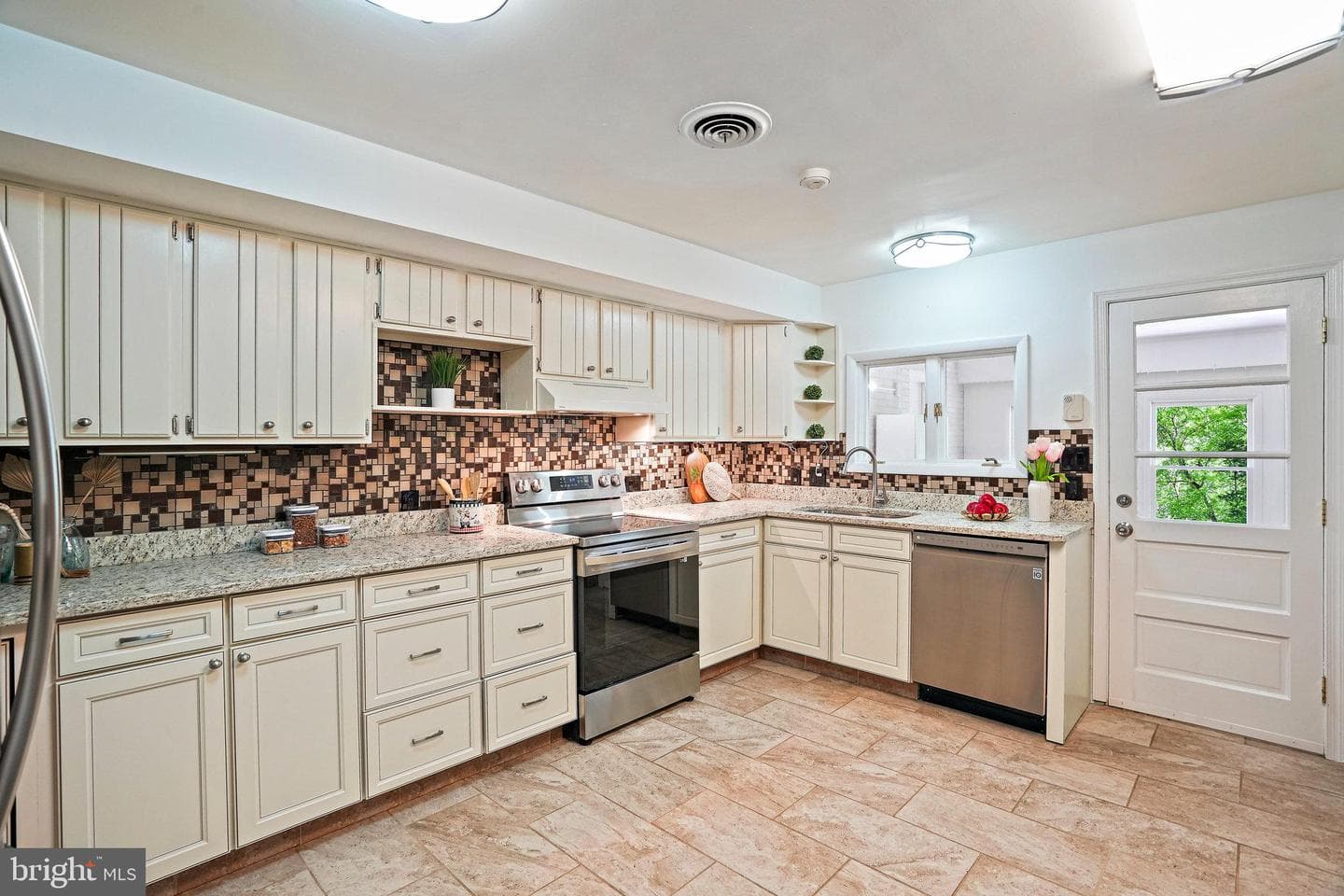 2610 Old Largo Road photo 13