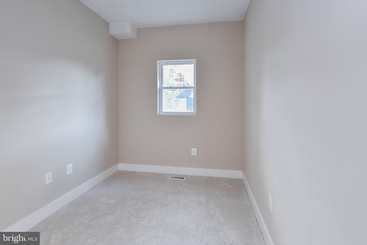 16305 Ayrwood Lane photo 25