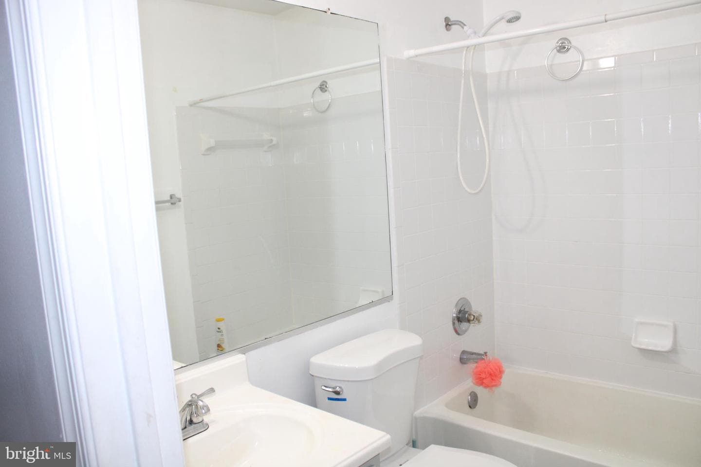 9924 Prince Royal Place photo 14