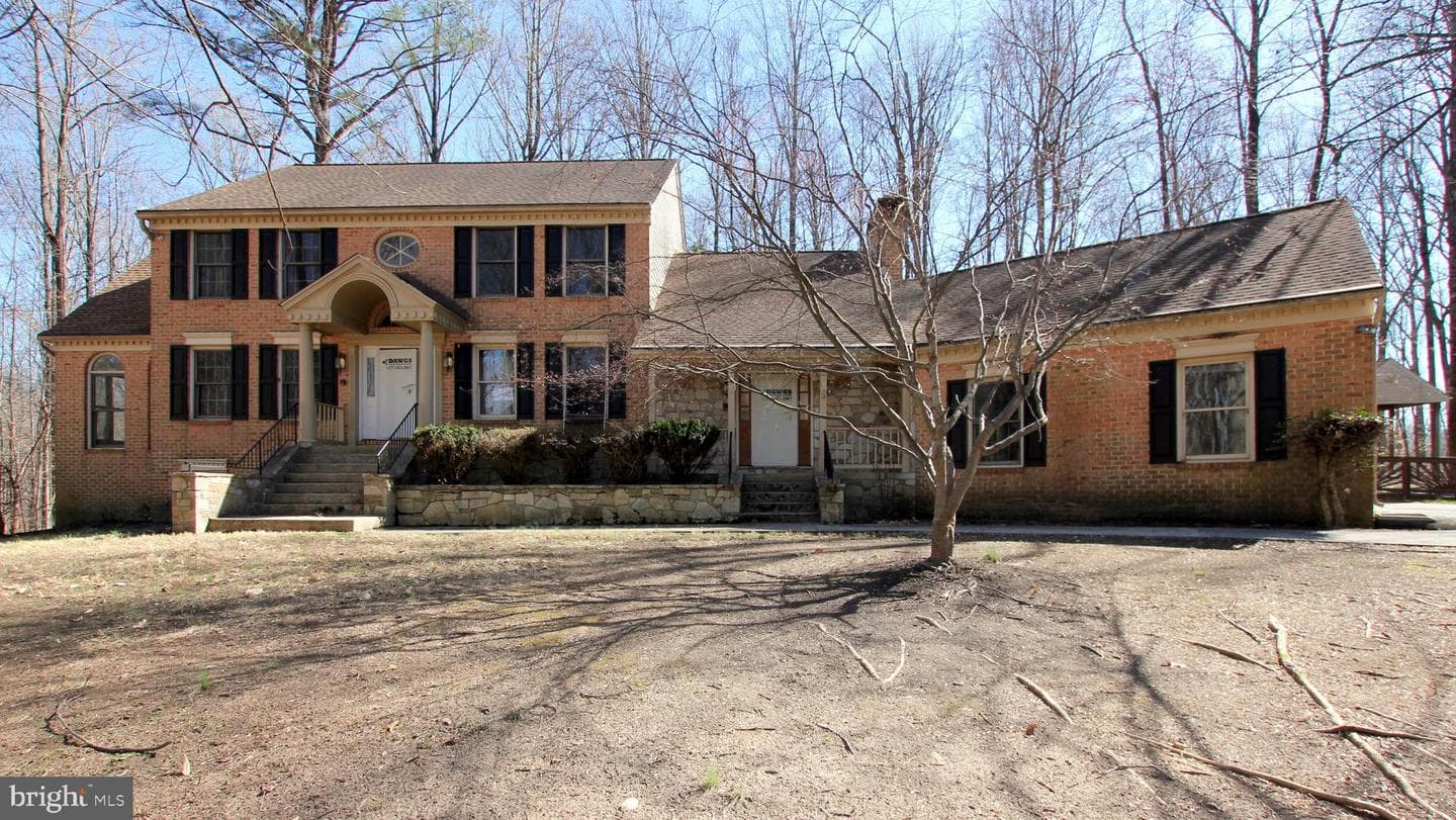 5716 Kenfield Lane photo 1