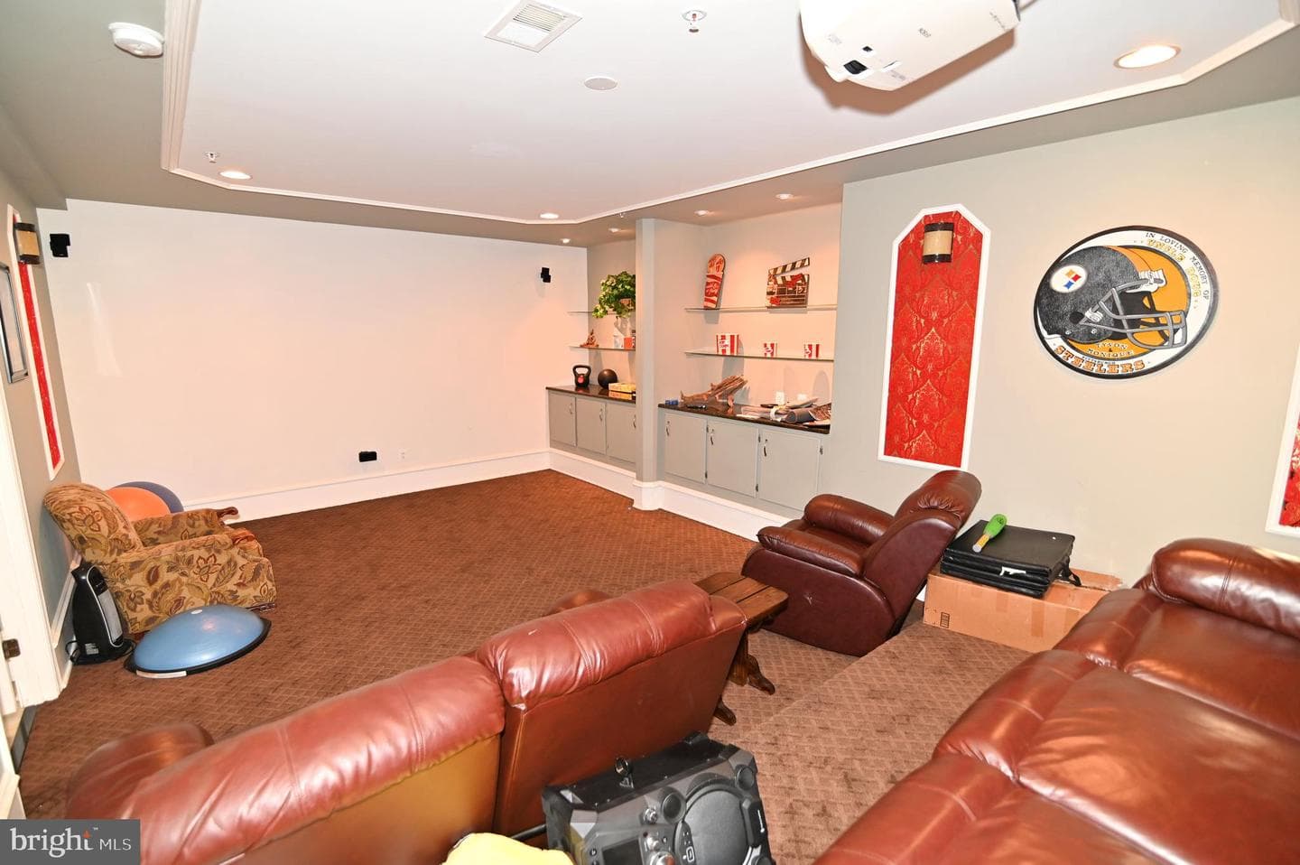 301 Lismore Drive photo 108