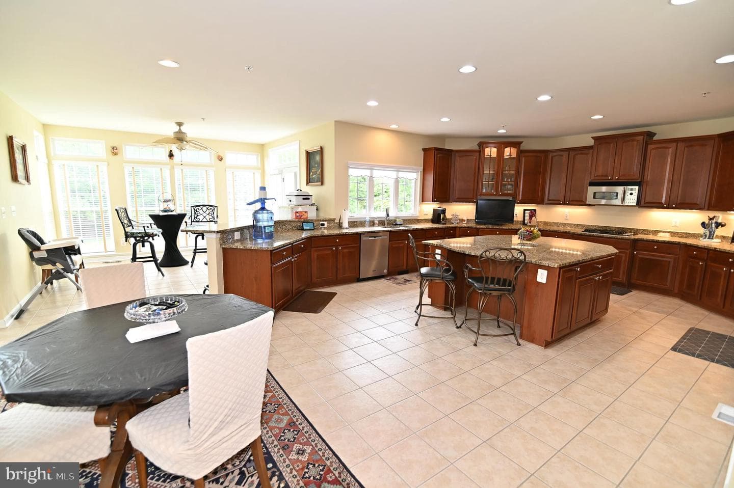 301 Lismore Drive photo 45