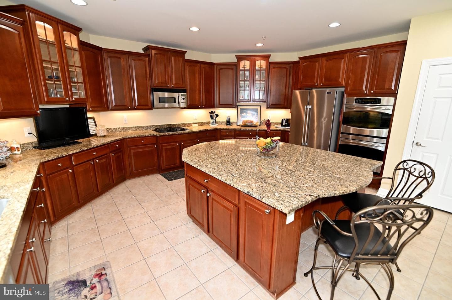 301 Lismore Drive photo 48